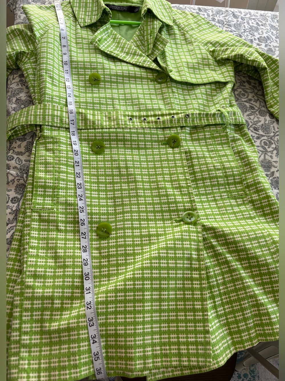 London Fog Lime Green & White Plaid Neon Bright Trench Coat Size L - HTF, EUC! - Picture 8 of 9